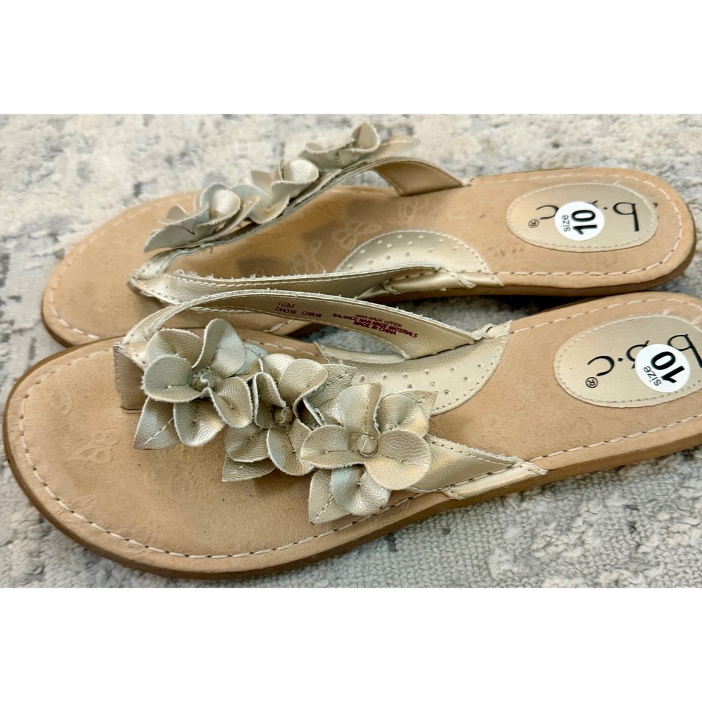 B.O.C. Womens Champagne Gold Floral Thong Sandals Z44310 Flat Flip Flops 10M